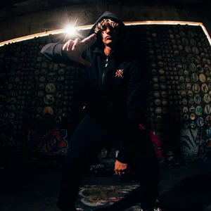 Sweat à Capuche Blunt - Noir et Orange Fluo