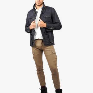 Pantalon de l’homme de l’armée